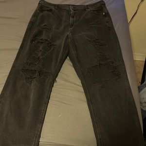 Black American eagle ripped jeans